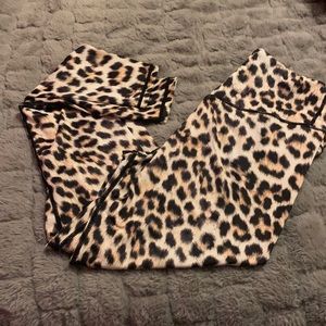 Cheetah print workout leggings.